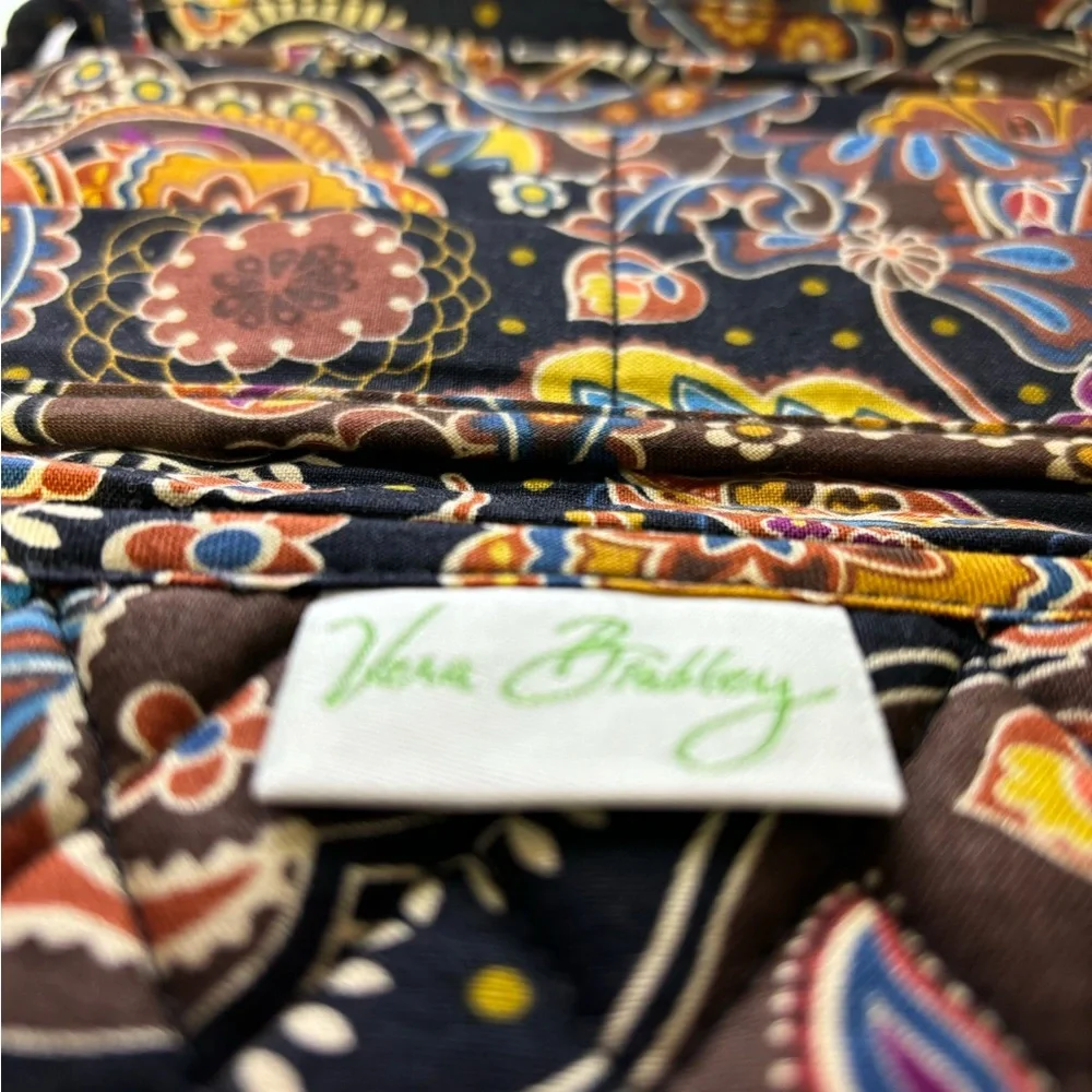 Vera Bradley crossbody Tri fold wallet purse. ID slot card storage Velcr…
